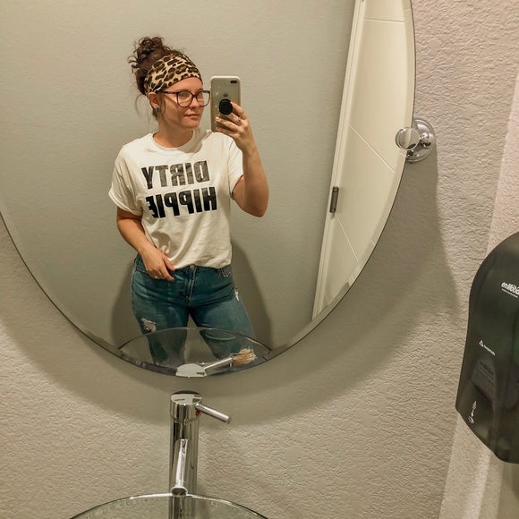 Meet your Posher, Taylor - Picture 4 of 4